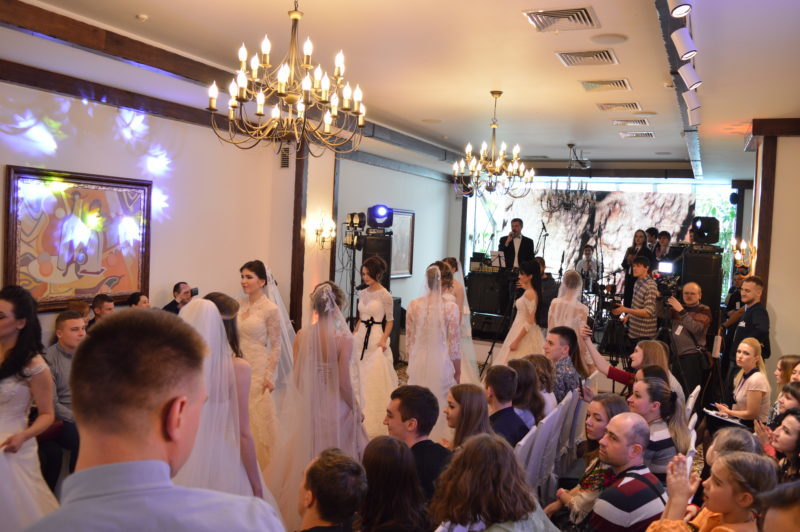 В обласному центрі стартувала наймасштабніша виставка “Весільний WEEKEND’16” (ФОТО)