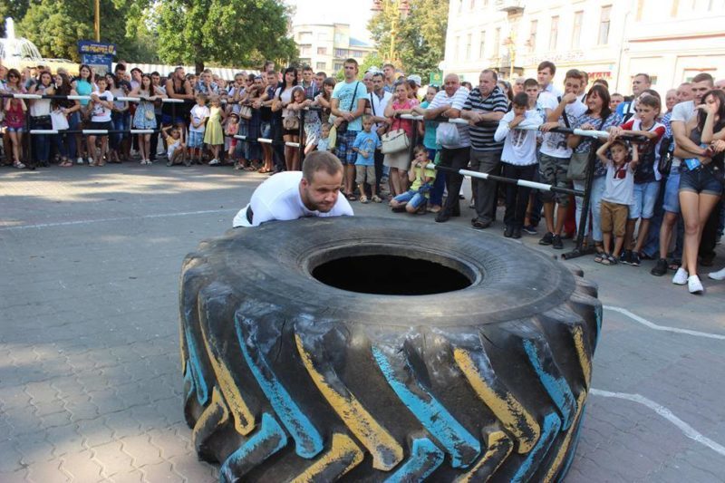 Найкращі богатирі Прикарпаття змагалися в Івано-Франківську (ФОТО)