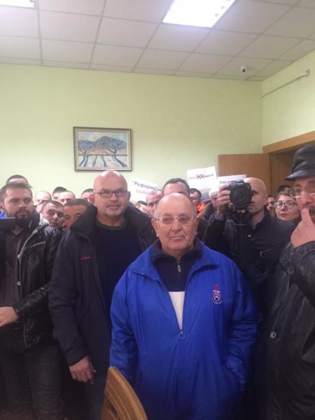 Мер Коломиї втік від Мосійчука та Тимошенка (ФОТО)