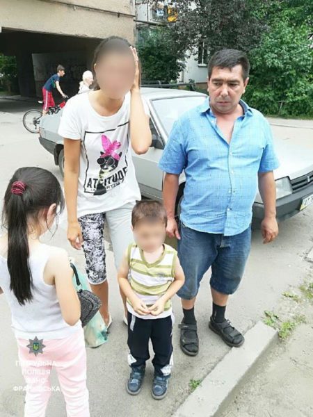 Небайдужі франківці разом з патрульними кілька годин шукали зниклих дітей (ФОТО)