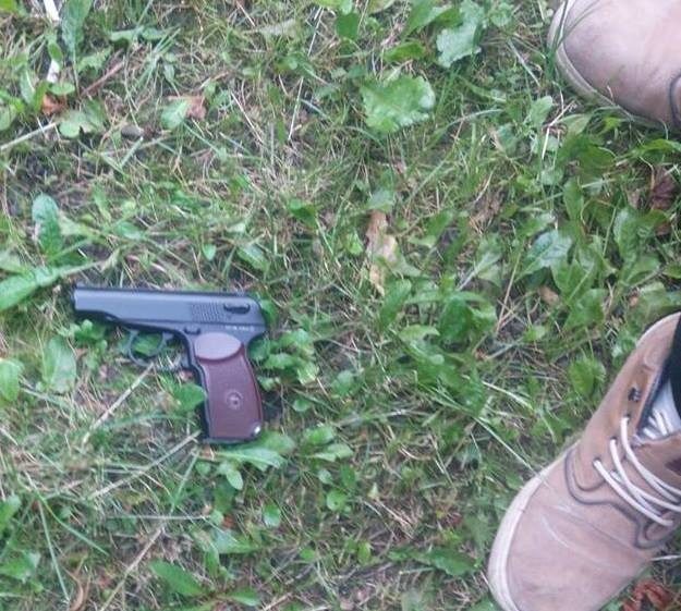 Поблизу франківського вокзалу молодик влаштував стрілянину (ФОТО)