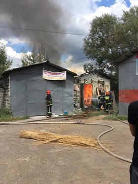 В обласному центрі на Ребета горів гараж (ФОТО)