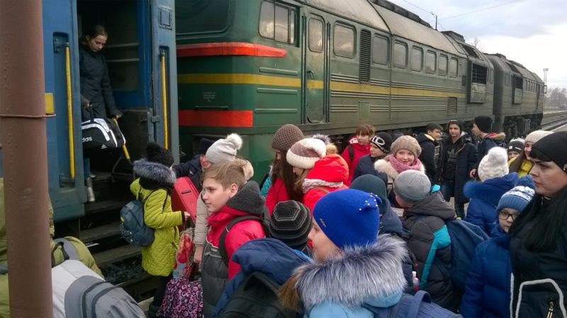 Діти зі Сходу приїхали святкувати Різдво на Прикарпаття (ФОТО)