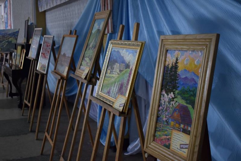 Понад 50 тисяч гривень зібрали на благодійному аукціоні для реабілітації дітей Долинщини