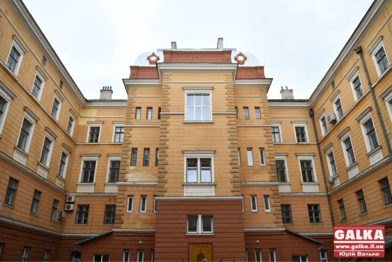 ІФНМУ піднявся в рейтингу українських вишів
