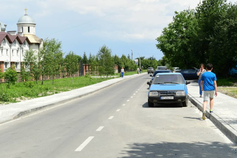 У Франківську відремонтували ще одну вулицю (ФОТО)