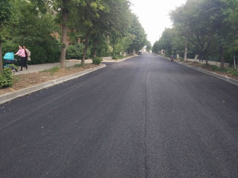У Франківську завершують ремонт ще однієї дороги (ФОТО)