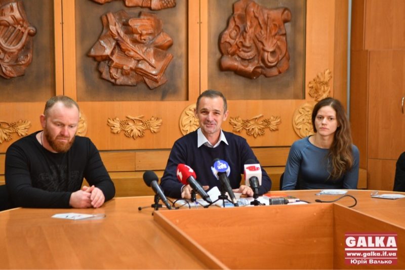 Франківські спортсмени вирушають на міжнародний турнір із кікбоксингу «Arena Fight Night» (ФОТО)