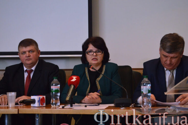 “Прикарпатські медики зустрінуть Новий рік з грошима”, – заступник голови ОДА Віталій Федорів (ВІДЕО)