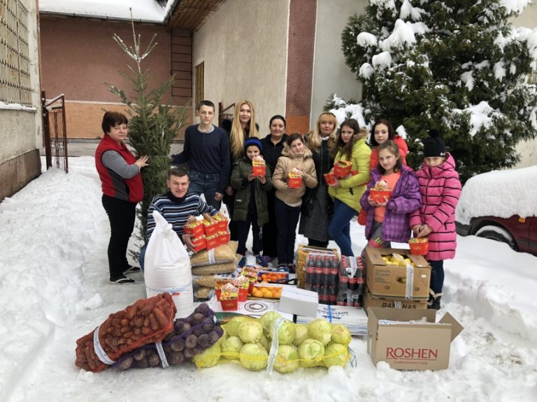 У Містечко милосердя Святого Миколая і “Хоспіс” передали допомогу (ФОТО)