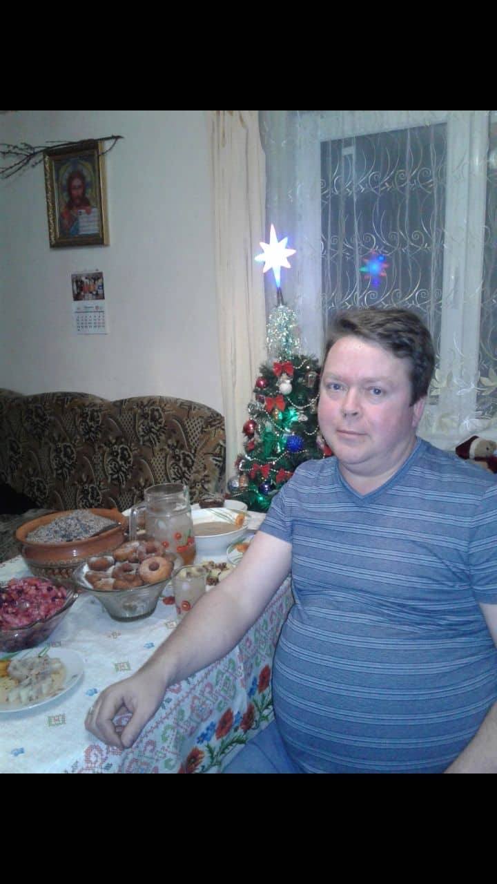 Поліція шукає свідків, хто міг бачити чоловіка перед його вбивством поблизу вокзалу (ФОТО)