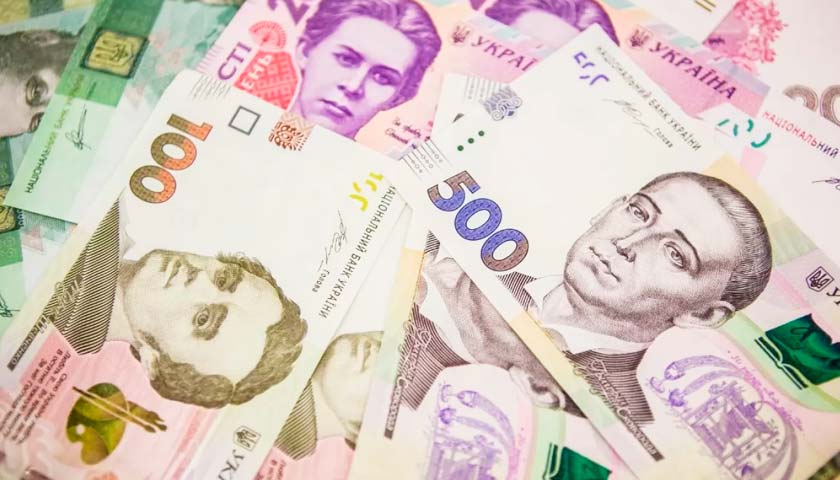 До уваги Марцінківа: уряд у 2023 на чверть зменшить видатки на бюджетників