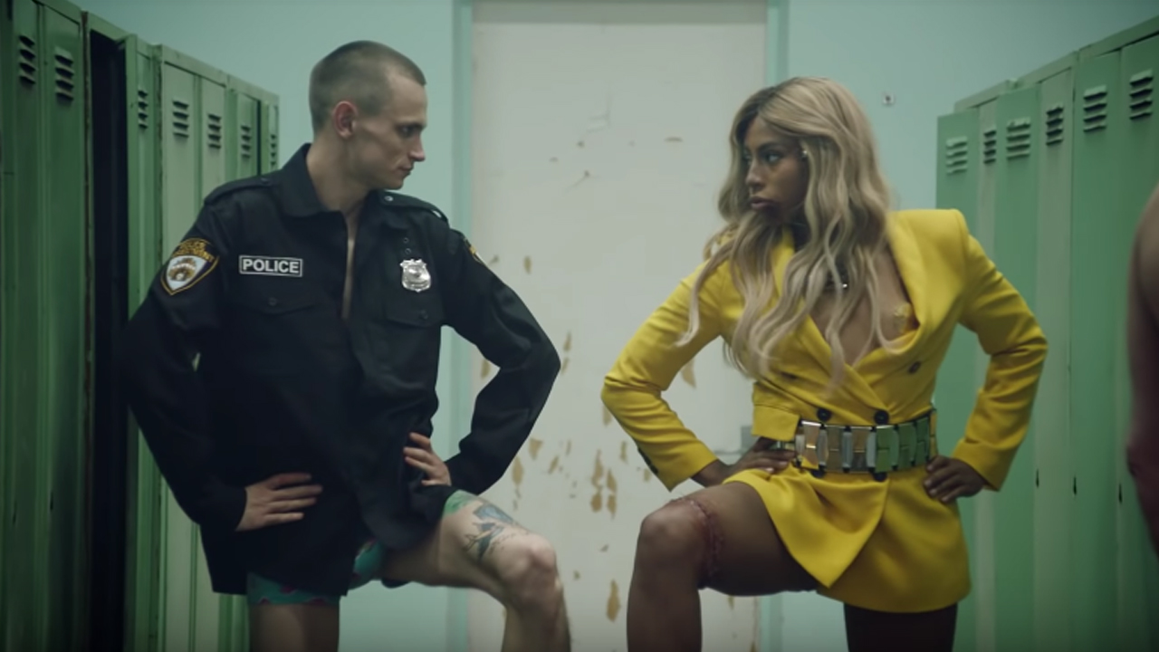 Editors відкопали Beyonce і Taylor Swift у Києві (ВІДЕО)