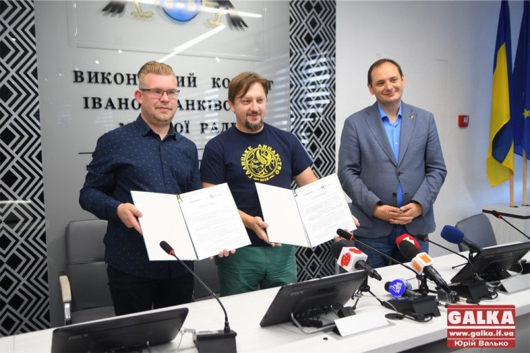 У Франківському Палаці Потоцьких зніматимуть фільми (ФОТО)