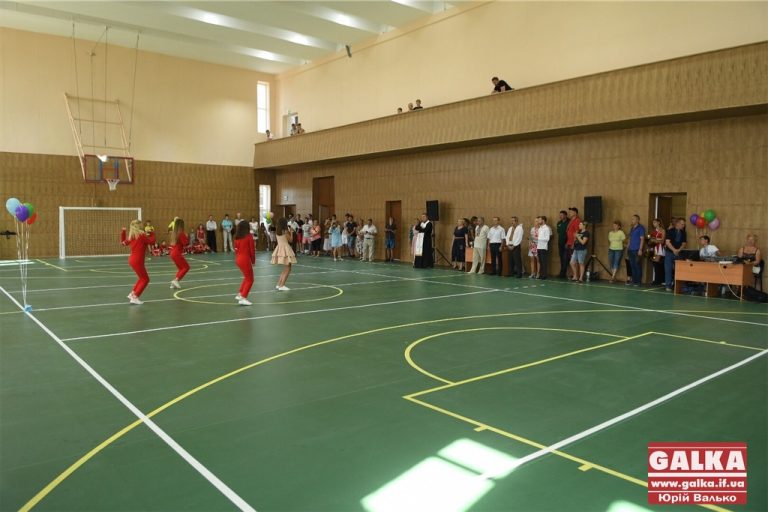 У Франківську відкрили оновлений зал Муніципального центру дозвілля (ФОТО)