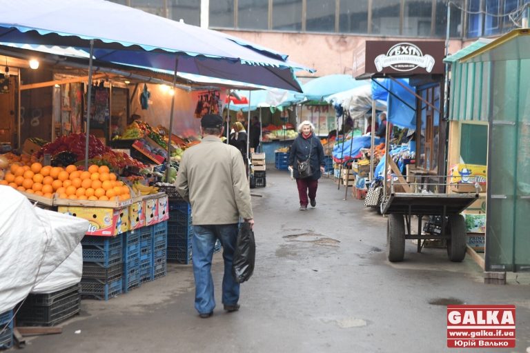 Я не бачив договору купівлі-продажу: представник “нового” власника центрального ринку на брифінгу для ЗМІ (ФОТО, ОНОВЛЕНО)