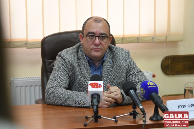 “В ключових питаннях розвитку держави ми – сталева монолітна більшість”, – нардеп з Прикарпаття про фракцію “Слуга народу”