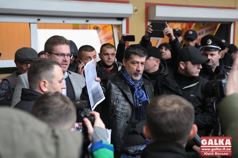 Захоплення франківського ринку забрали розслідувати у Київ