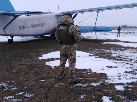 У Коломиї затримали літак та людей, які можуть бути причетні до контрабанди у ЄС