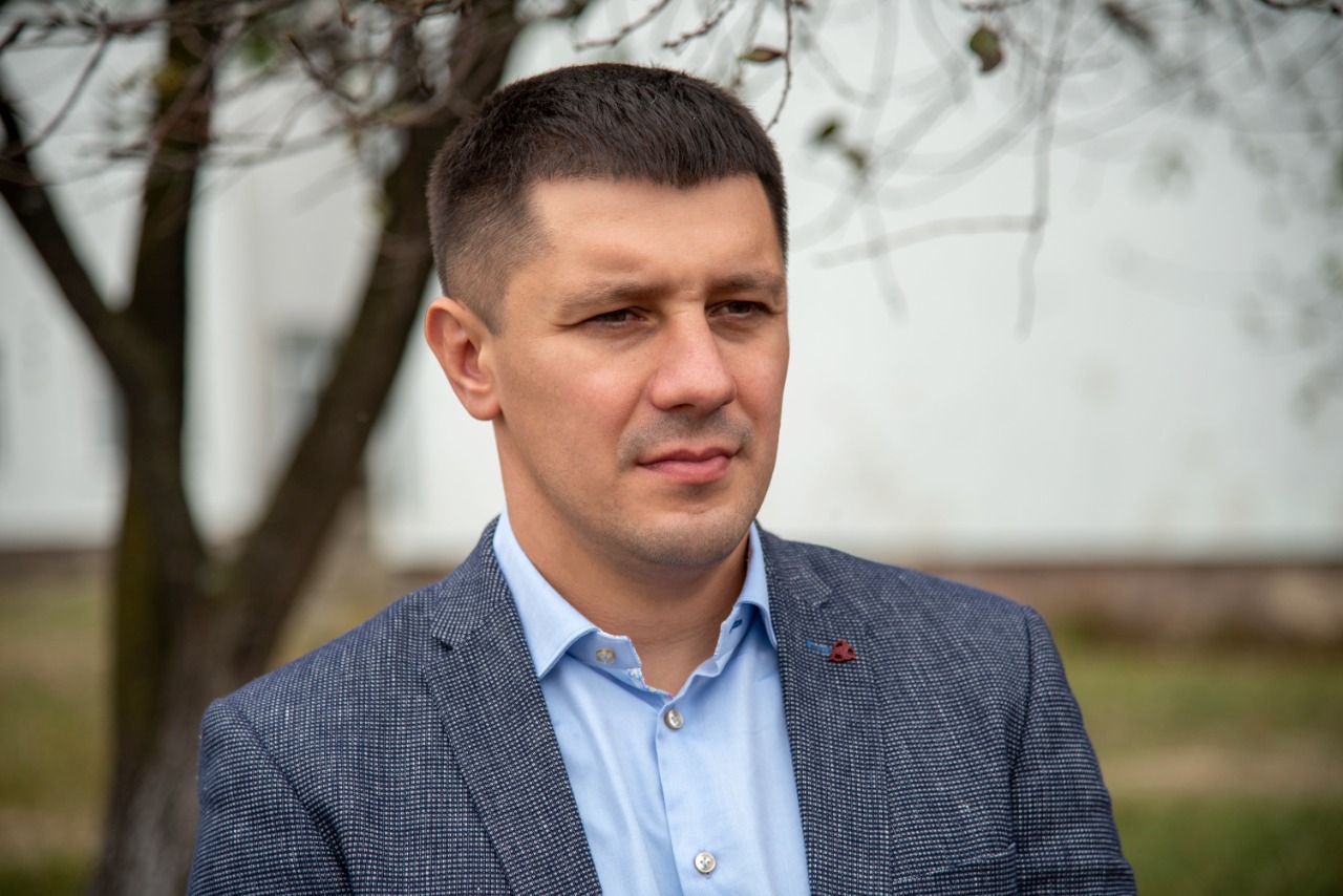 Едуард Прощук про розвиток спортивної інфраструктури: База в Заросляку потребує ресурсів та оновлення