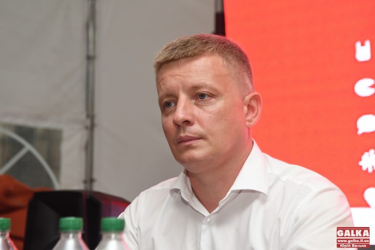 Рудик сказала, що я голосував не так, як треба, – голова обласного “Голосу” Тищенко йде з партії, за ним пішли інші