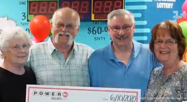 Американець виконав 28-річну обіцянку та поділився виграним джек-потом з другом (ВІДЕО)