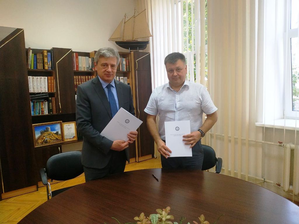 Франківські науковці та рятувальники спільно відновлюватимуть обсерваторію на Попівані (ФОТО)