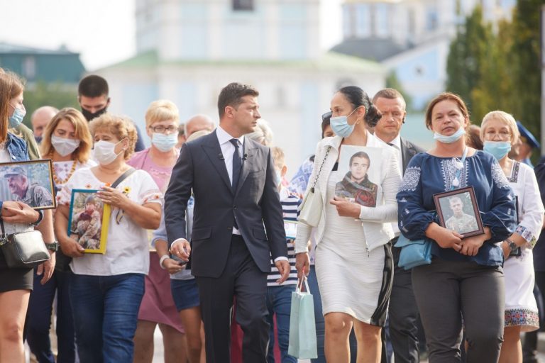 Ті, хто без бою подарував частину території, будуть давати свідчення, – Зеленський (ВІДЕО)