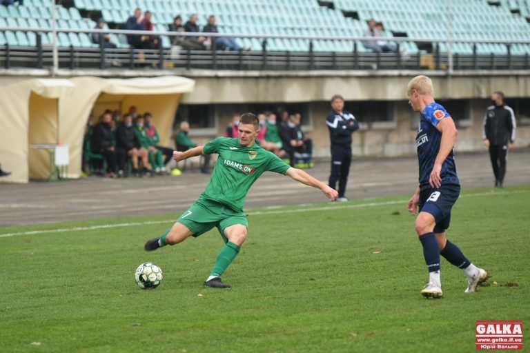 Футболісти “Прикарпаття” розгромно поступилися “Агробізнесу” (ВІДЕО)