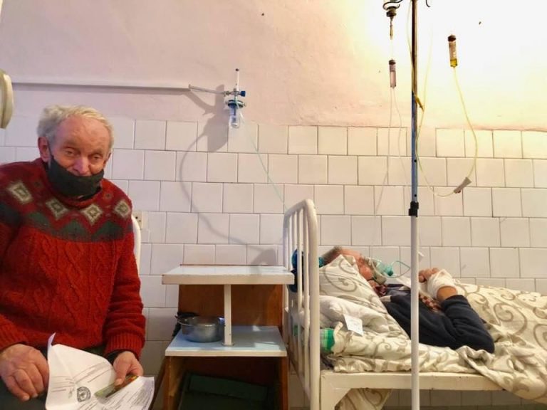 «Гроза стометрівки» у лікарні з коронавірусом. Небайдужих просять допомогти коштами (ФОТОФАКТ)