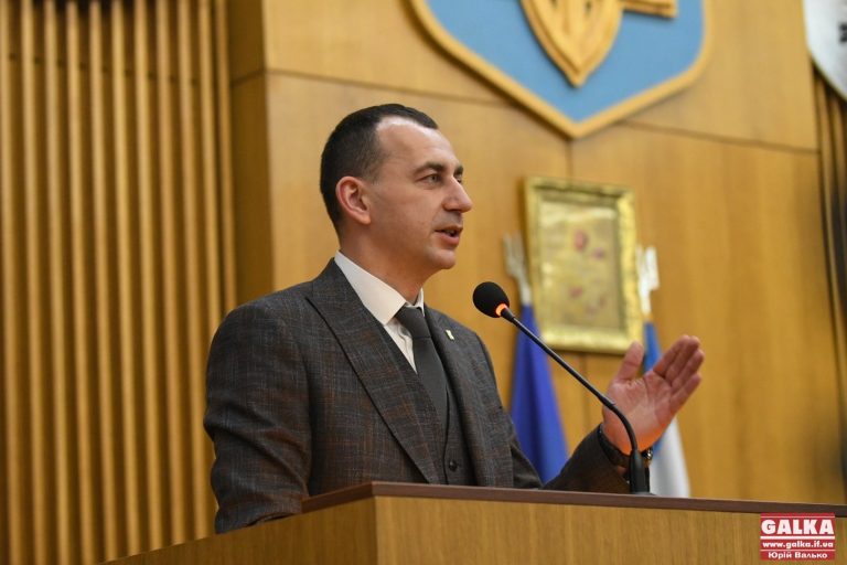 Віктор Синишин знову став секретарем Івано-Франківської міської ради (ФОТО)