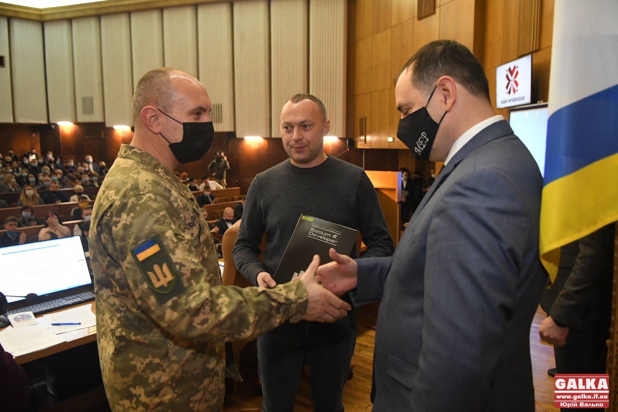 Ще 14 франківським атовцям вручили ключі від квартир (ФОТО)