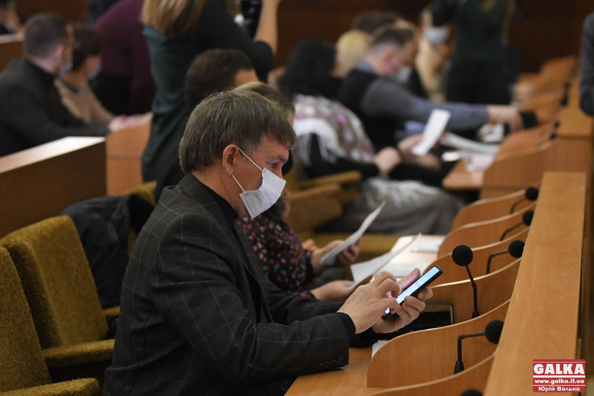 «Вимагаємо негайної реакції на політичні розправи»: депутати міськради звернулися до президента й генпрокурора через ув’язнення Стерненка (ФОТО)