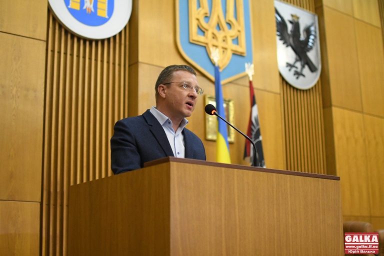 Депутати облради після суперечок вирішили вимагати перевиборів у 87 окрузі (ФОТО)