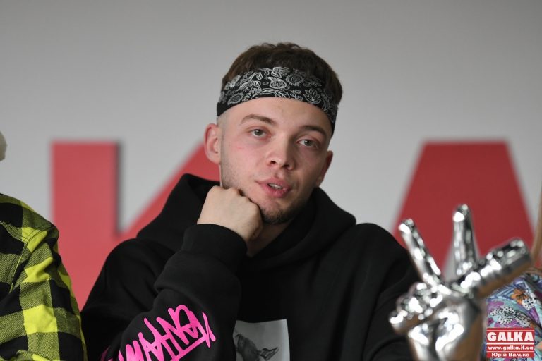 Лазановського нагородили й забанили