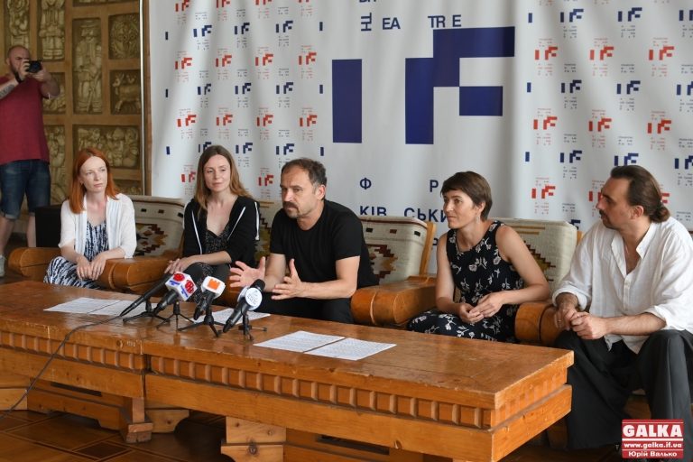 «Анатомія самогубства»: британська режисерка і франківські актори поставили табуйовану п’єсу (ФОТО)