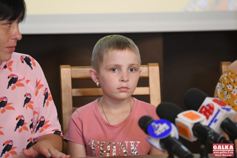 Побороти четвертий рецидив: маленькій прикарпатці потрібно 30 тисяч євро, аби перемогти рак (ФОТО)