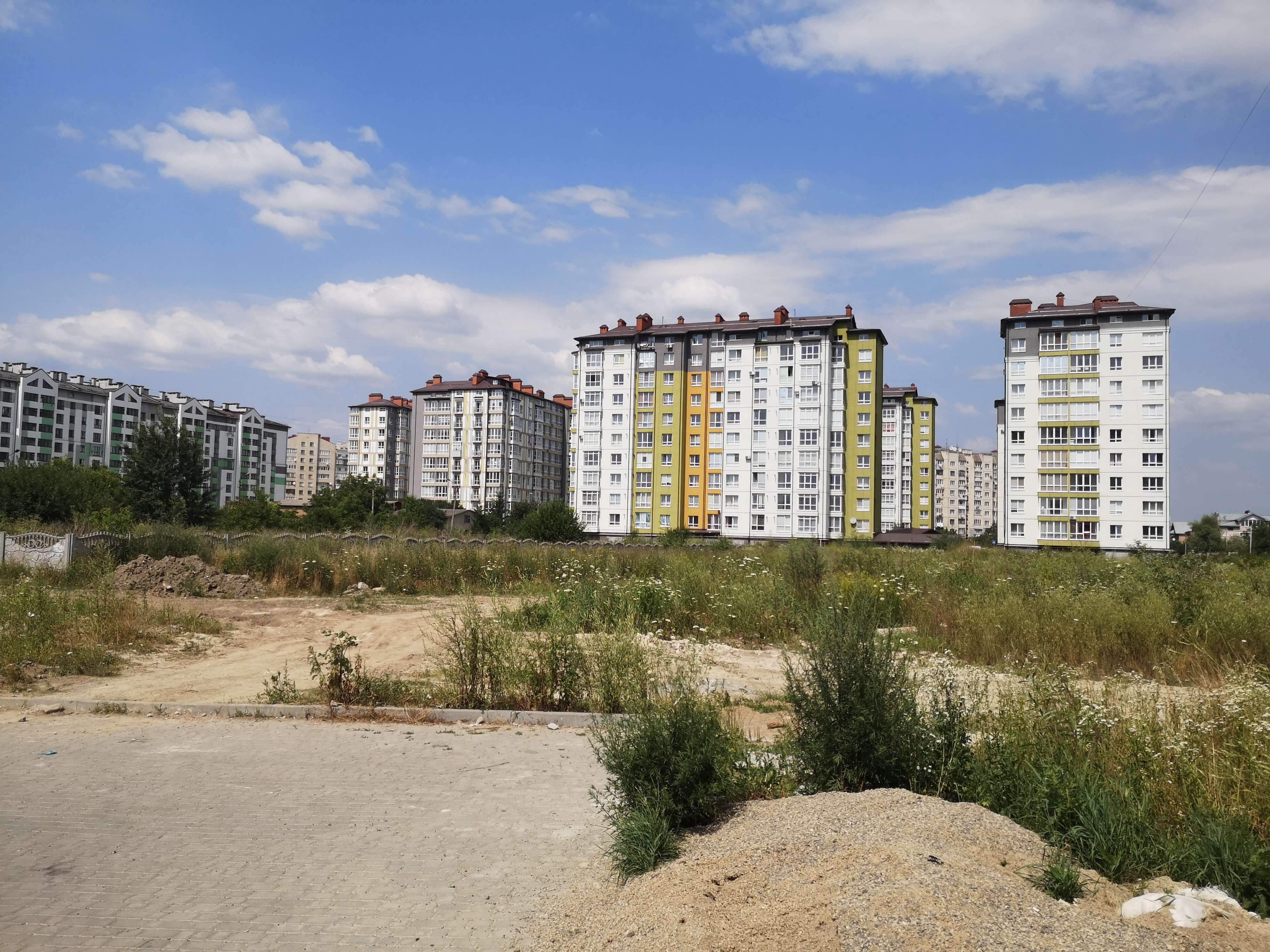 Марцінків намагався вкрасти землю у франківських дітей, – відеоблог “Погляд збоку” (ВІДЕО)