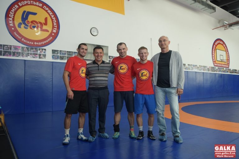 У Франківську привітали борців, які перемогли на Кубку України (ФОТО)