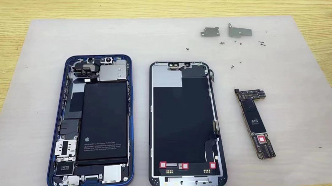 В Мережі з’явилися фото розібраних iPhone 13