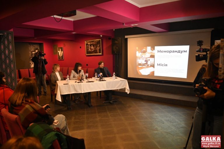 Палац Потоцьких “оживляють” за майже 18 мільйонів гривень (ФОТО)