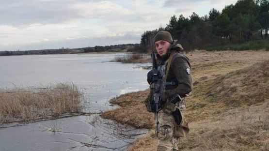 Від онкохвороби помер боєць прикарпатської “десятки” Кирило “Одеса” Недін