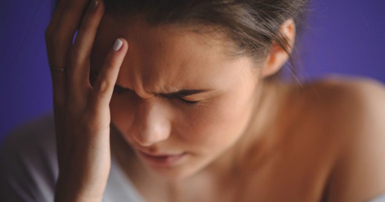 Головний біль: коли звертатися до лікаря?