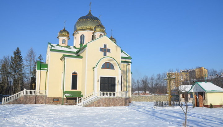 Храм, що по вулиці Довженка, нарешті перейшов до ПЦУ (ДОКУМЕНТ)