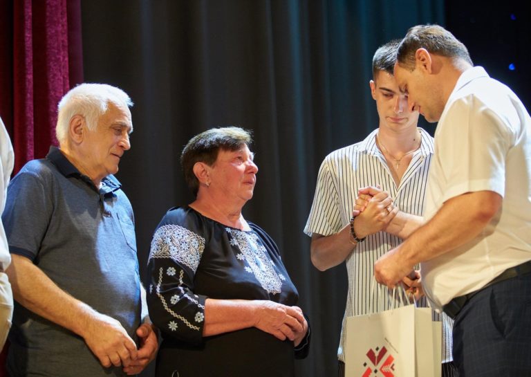 У Франківську  орденом за мужність  посмертно нагородили Степана Татарина (ФОТО)