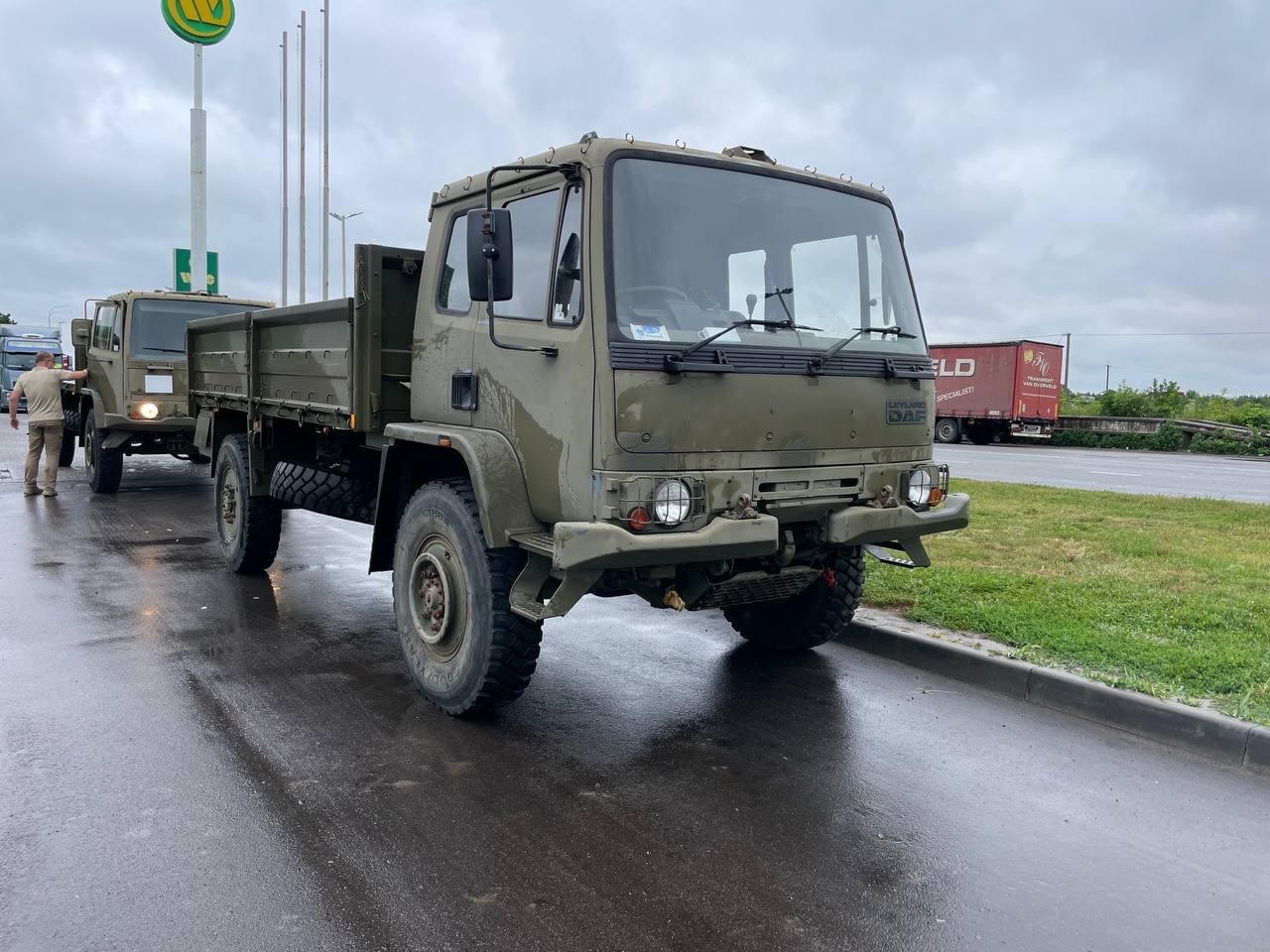 вантажівка