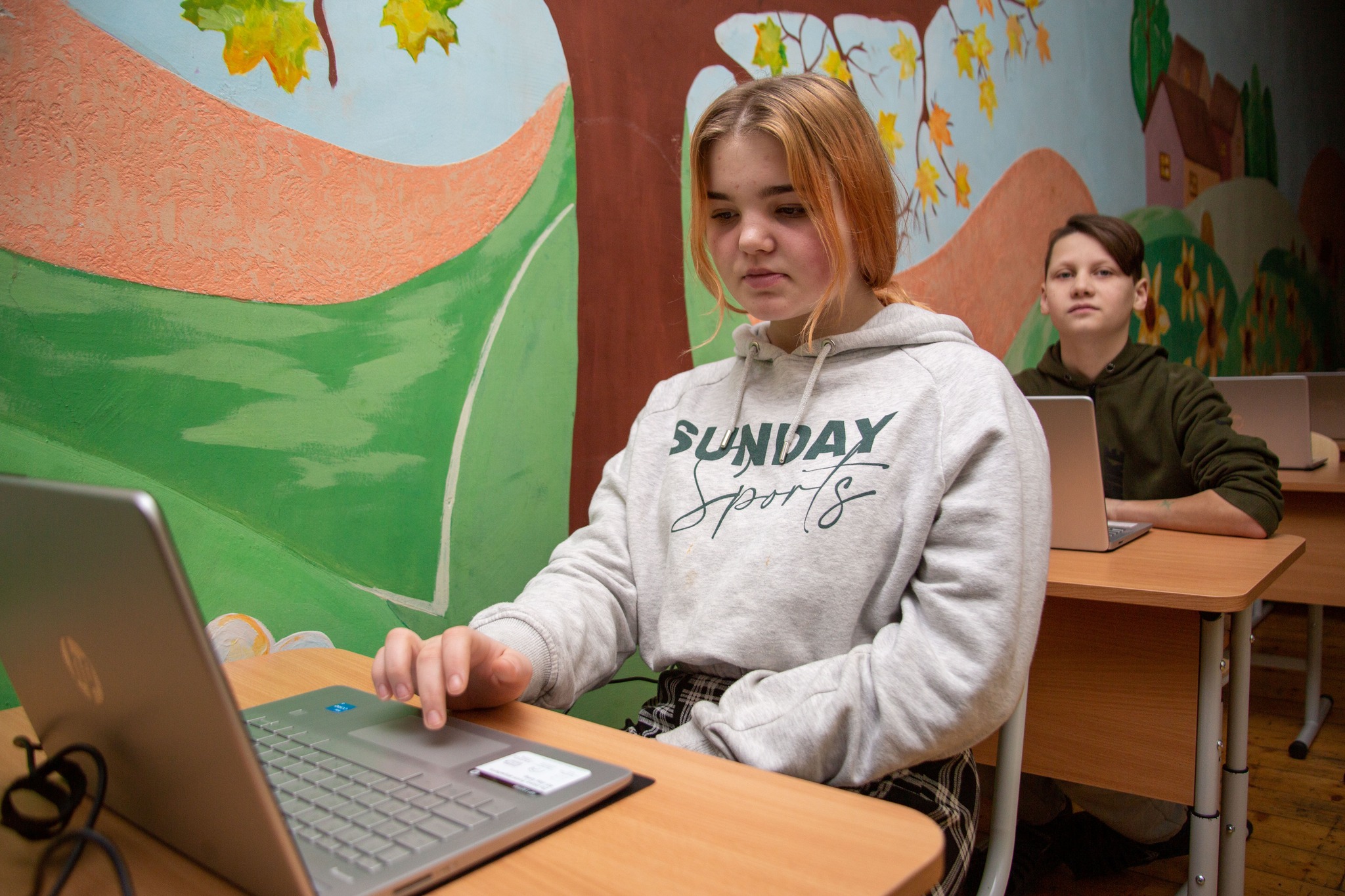 Марцінків попіарився на техніці для дитячого іт-класу. Як виявилося, комп’ютери надіслали благодійники з Чикаго