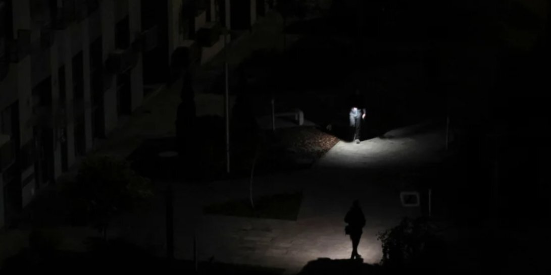 Ситуація буде складна, як найменше, до кінця опалювального сезону – “Прикарпаттяобленерго” про вимкнення