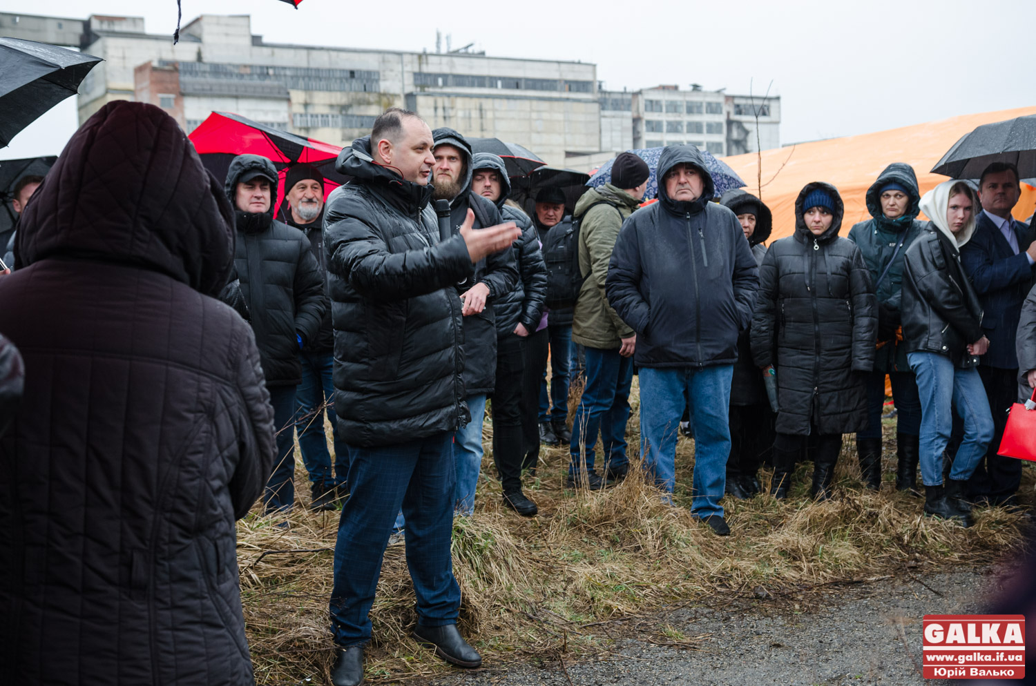 У мерії не відмовилися будувати житло для ВПО у промзоні Микитинців: чекають на старт робіт