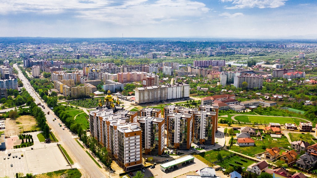 Розвиток мікрорайону Пасічна: чому він стає містом у місті та як на це може вплинути європейський досвід
